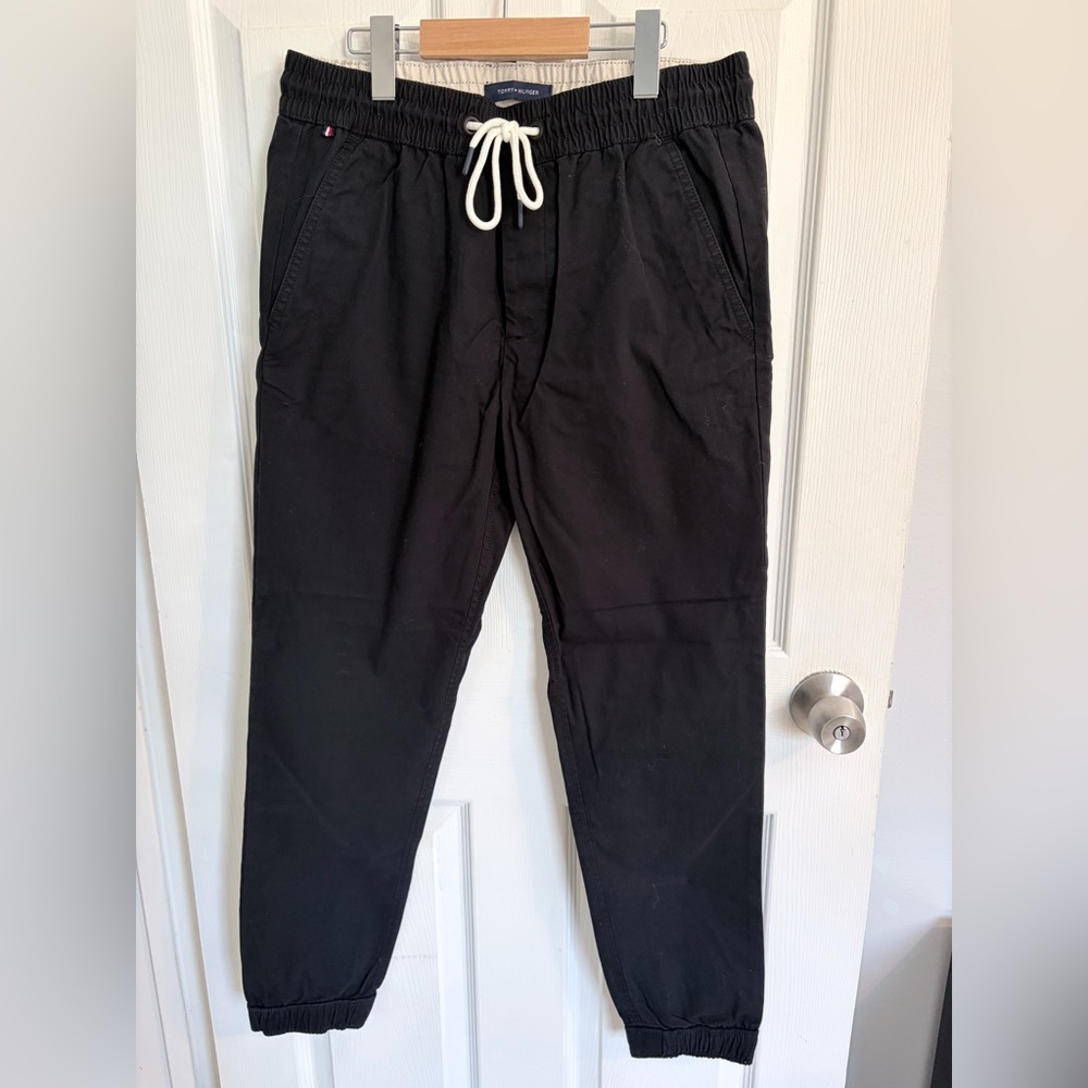 NWT Unworn Tommy Hilfiger Men's Black Jogger Pants S